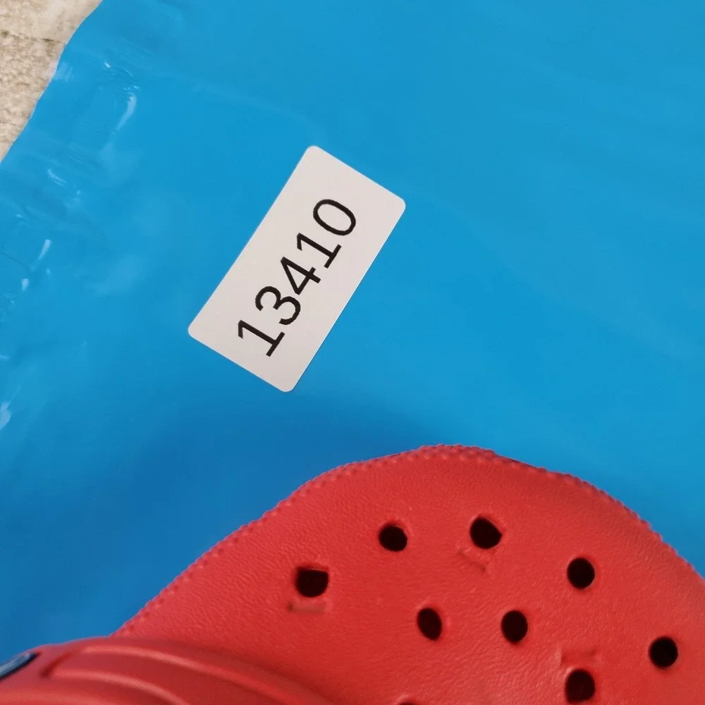 Crocs Classic Clog Kids Sz 7 C7 Red Rubber Round Toe Comfort Slip On Slingback